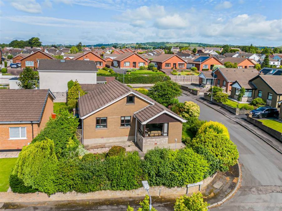 25 Monaville Close, lisburn, BT28 2DG