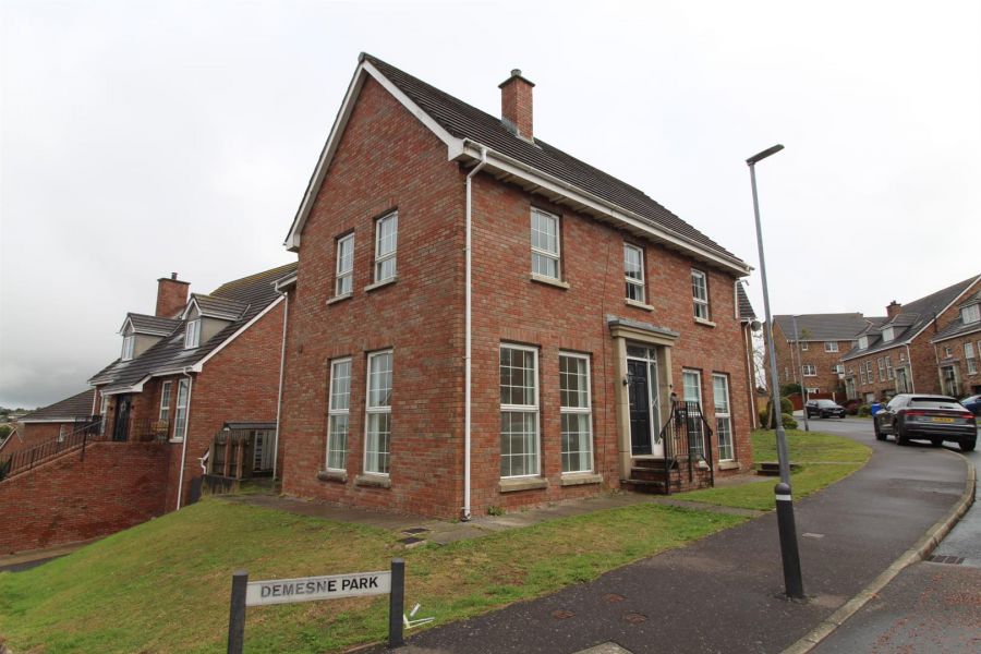 4 Demesne Crescent, Downpatrick, BT30 6WA