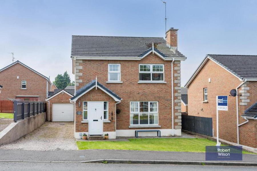 105 Monree Hill, donaghcloney, BT66 7GZ