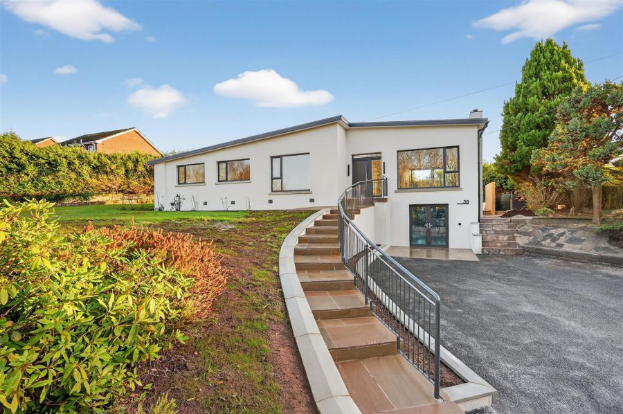 38 Ballyskeagh Road, Lisburn, BT27 5TE