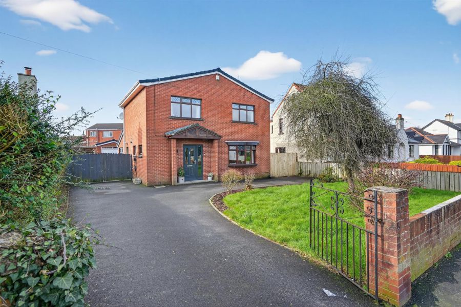 117 Finaghy Road South, South Belfast, BT10 0BZ