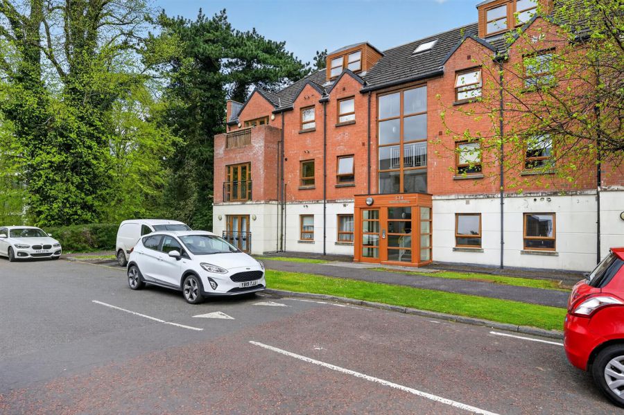 Apt 13, Sequoia Building 1, Redwood Grove, Dunmurry, Belfast, BT17 9FE