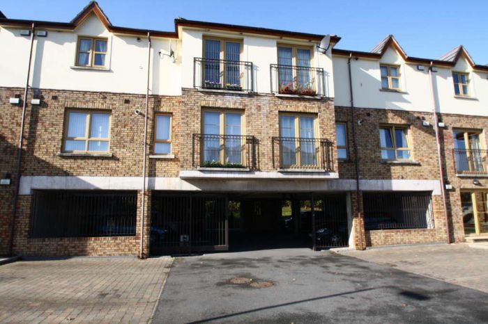 22C Woodrow Gardens, Saintfield, BT24 7WG