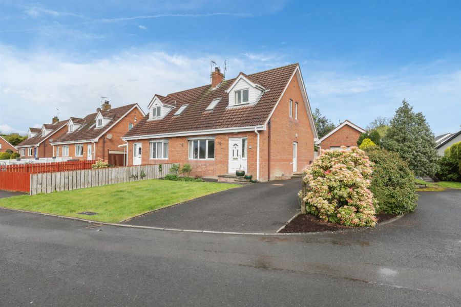 11 Ashburn, Ballynahinch, BT24 8DQ