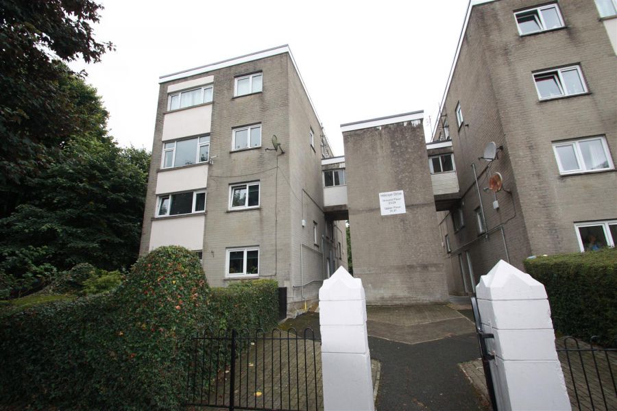 27 Hillcrest Drive, Ballynahinch, BT24 8HE