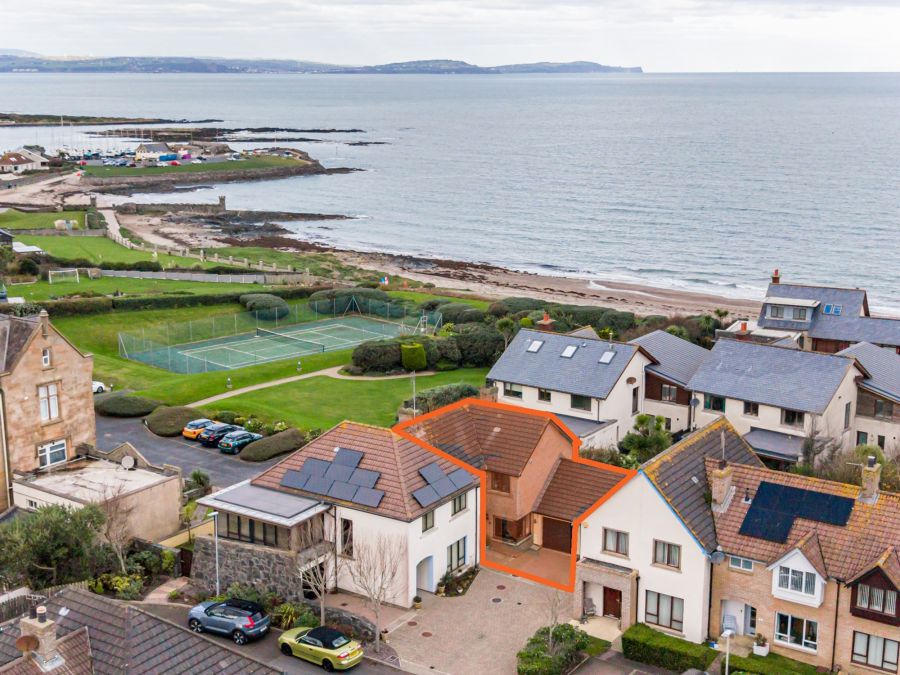 15 Cove Hollow, Groomsport, BT19 6HT