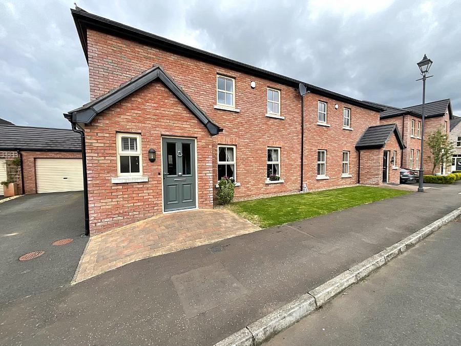 2 Ashfield Hall, Lisburn, BT27 5WG