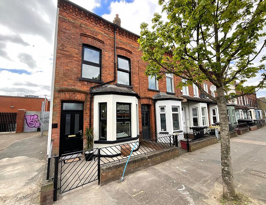 79 Bloomfield Avenue, Belfast, BT5 5AA