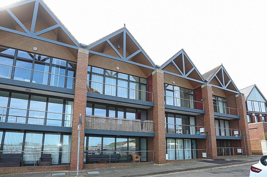 28 The Bay Seacliff Road, Ballyholme, Bangor, BT20 5HD