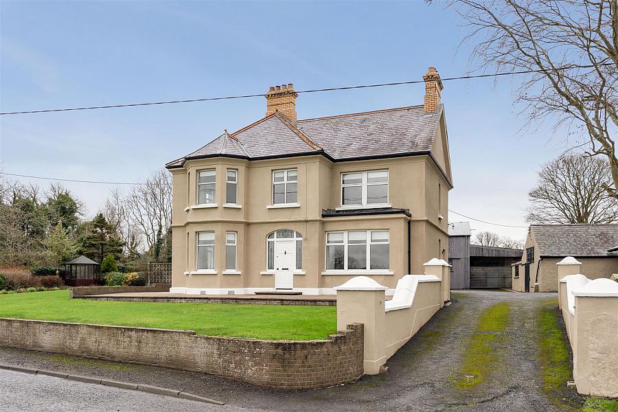42 Kilmore Road, Crossgar, Crossgar Downpatrick, BT30 9HJ