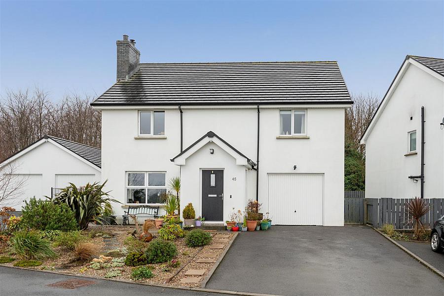 45 Oakwood Park, Lisbane, BT23 6EY