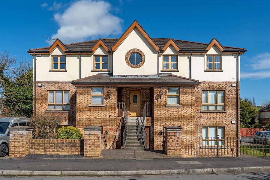69A Woodrow Gardens, Saintfield, BT24 7WG