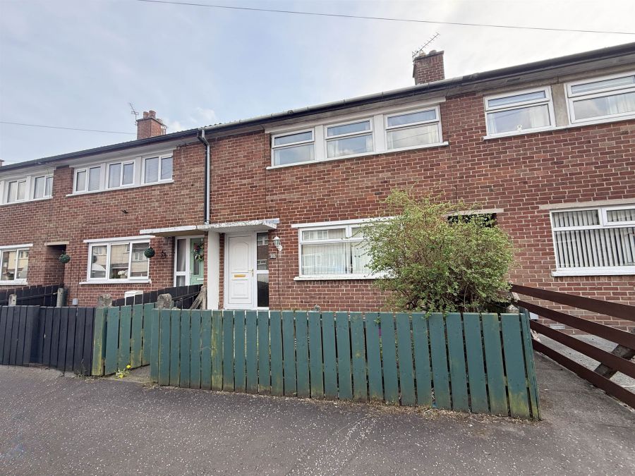 10 Minnowburn Drive, Grays Park, Belfast, BT8 7QJ