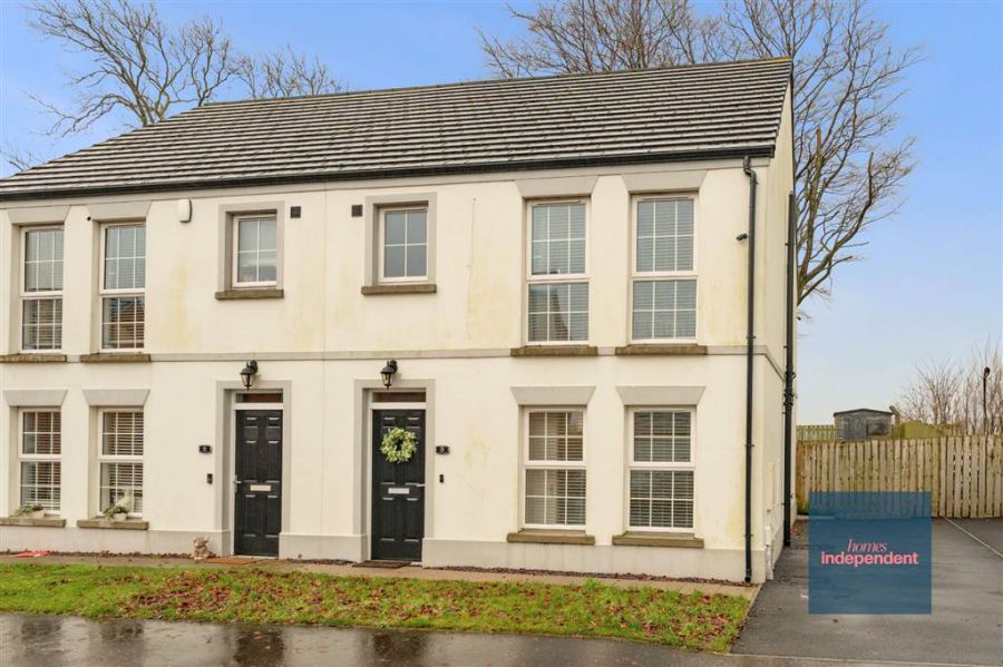 8 Foxton Wood Square, Ballymena, BT42 4BN