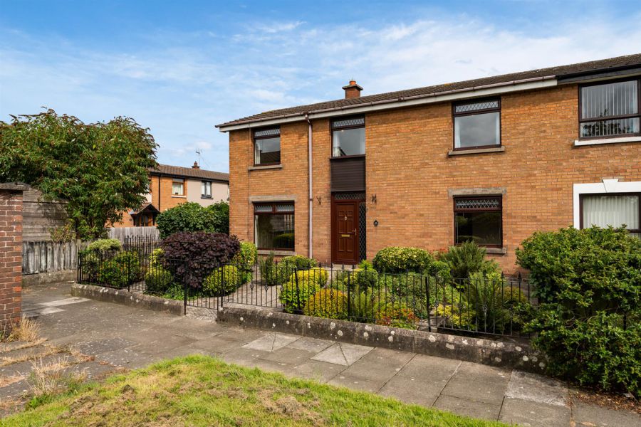 15 Lenamore Park, Newtownards, BT23 8NL