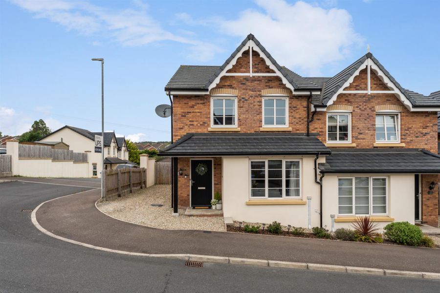 25 Lily Wood Lane, Newtownards, BT23 7GF