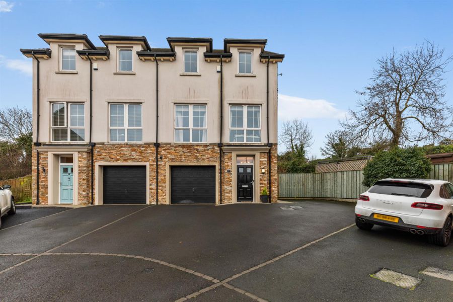 9 Blackwood Park, Newtownards, BT23 4YW