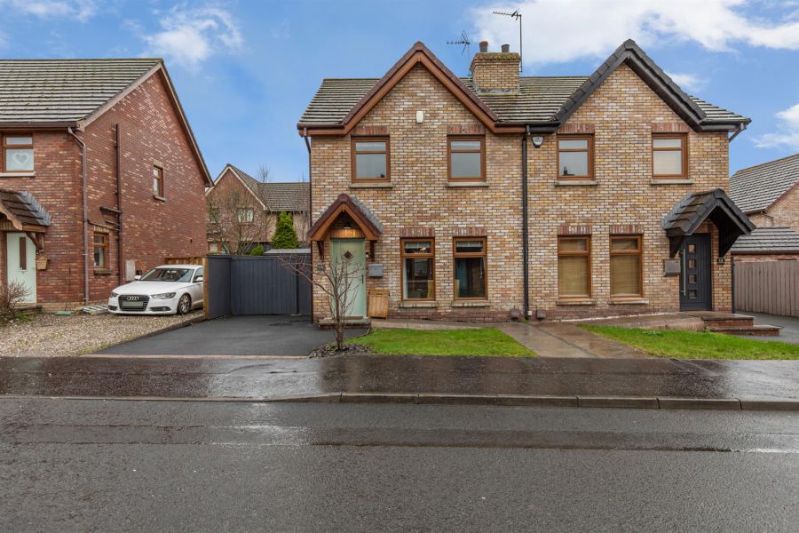 12 Stonebridge Drive, Conlig, Newtownards, BT23 7QS