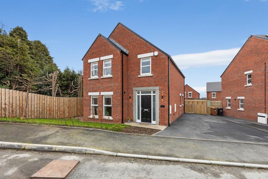 15 Prince Regent Avenue, Newtownards, BT23 7DA