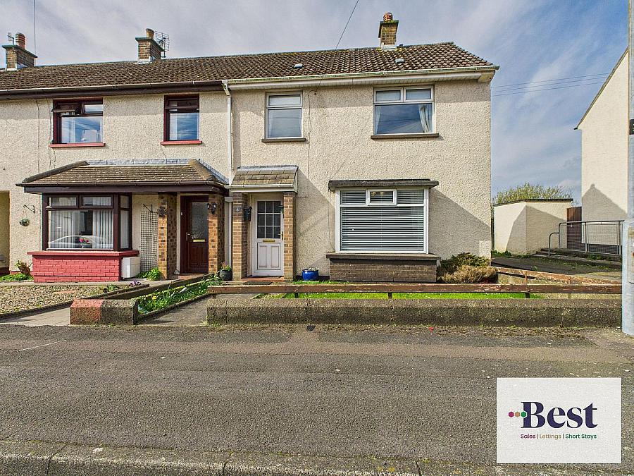 8 Bellair Park, Larne, BT40 2ES