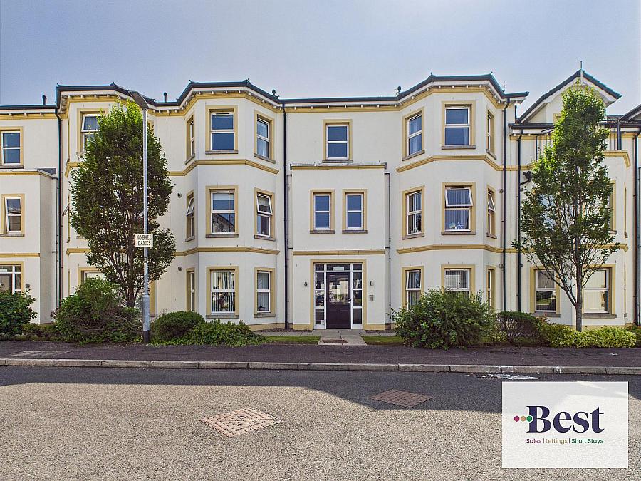 37 Corran Mews, Larne, BT40 1FH