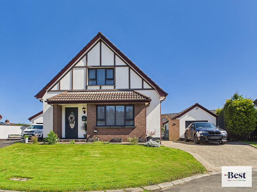11 Glenburn Avenue, Larne, BT40 3DJ