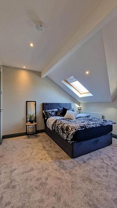 RM 4, 33 Clifton Drive, Belfast, BT14 6LG