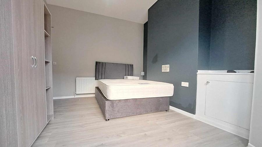Room 1, 13 Lothair Avenue, Belfast, BT15 2HU