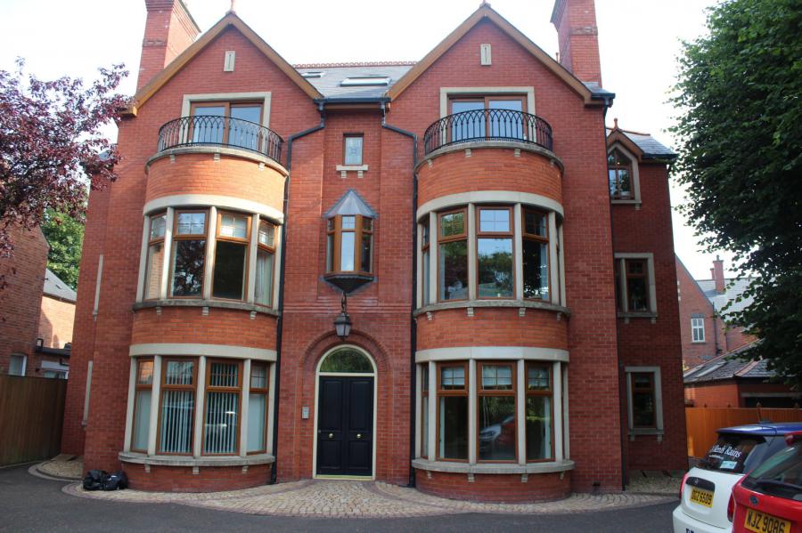 Apartment 2, 556 Upper Newtownards Road, Belfast, BT4 3HE