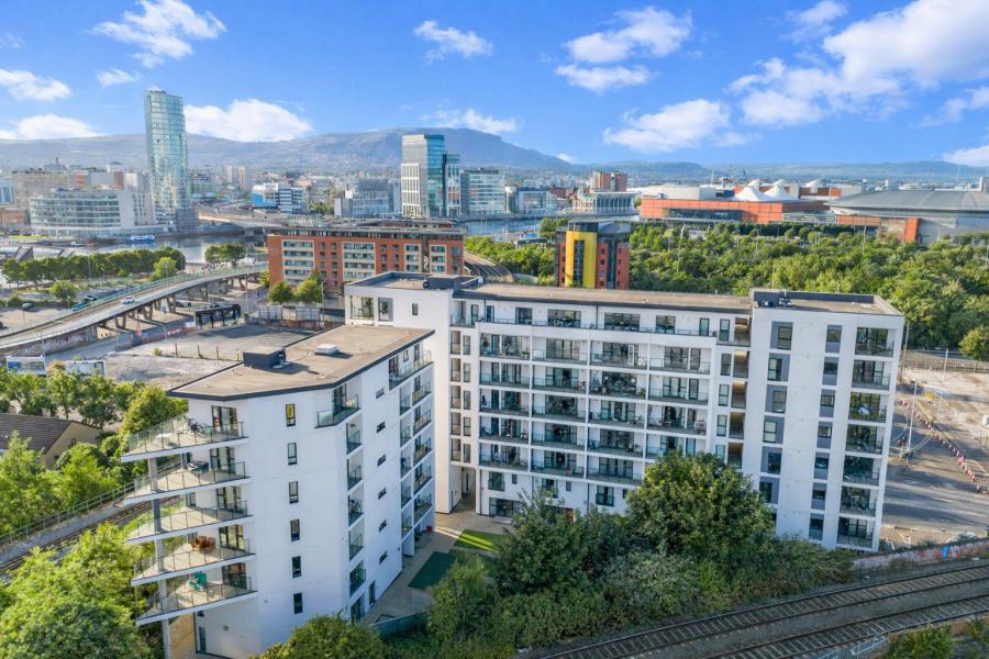 Apartment 13 Sandford Building, 21 Bridge End, Belfast, BT5 4AW