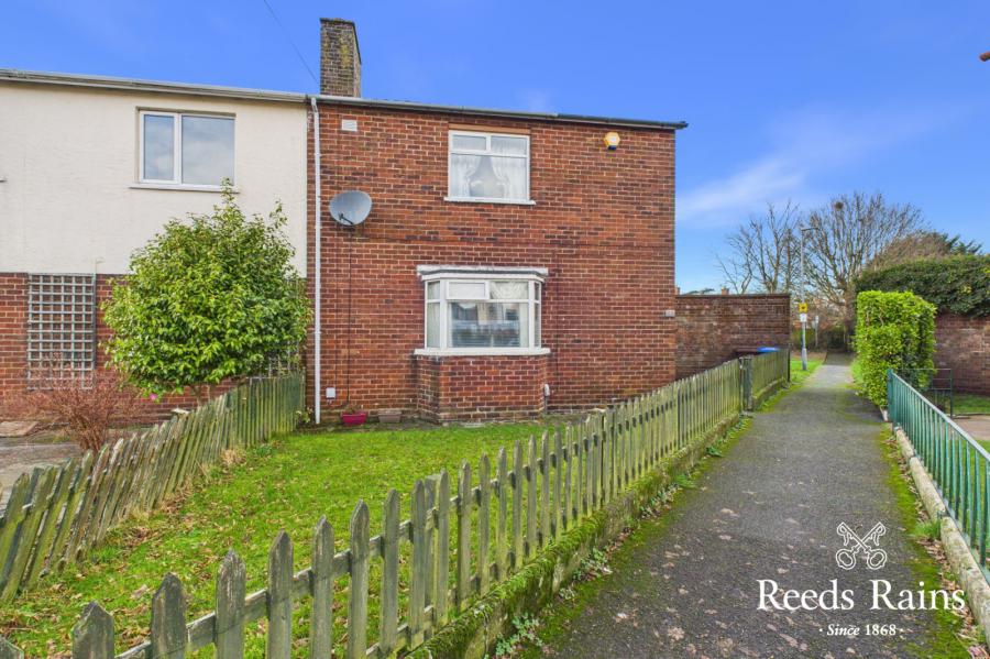 25 Thornhill Parade, Belfast, County Antrim, BT5 7AT