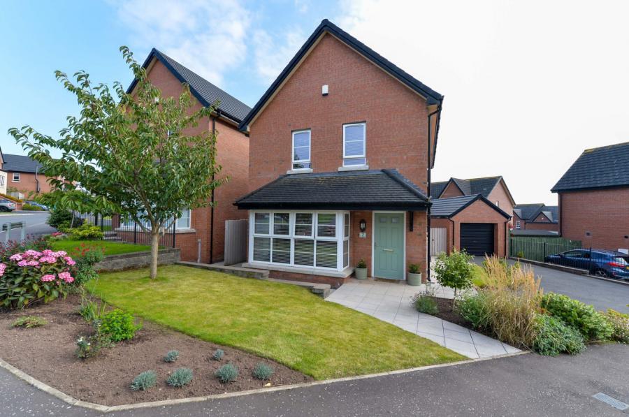 7 Millmount Village Drive, Dundonald, Belfast, BT16 1AP
