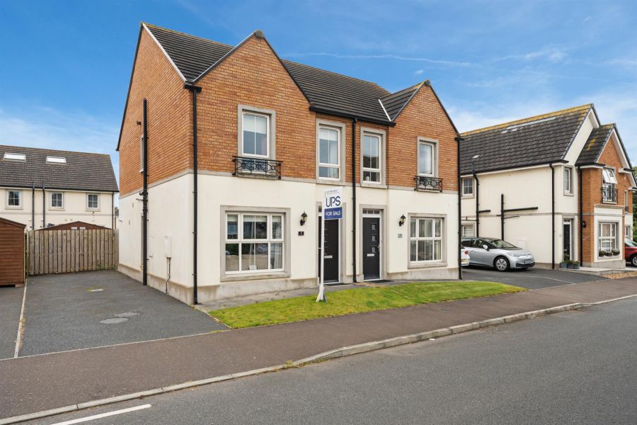 8 Rocklyn Drive, Donaghadee, BT21 0FP