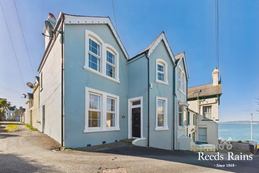 100 Seacliff Road, Bangor, County Down, BT20 5EZ
