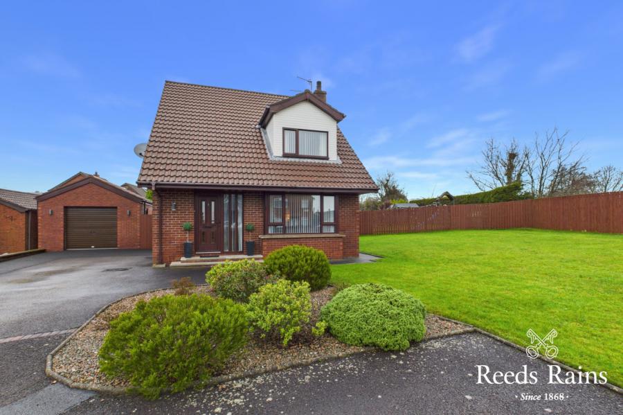 1 Town Park, Carrickfergus, County Antrim, BT38 8FG