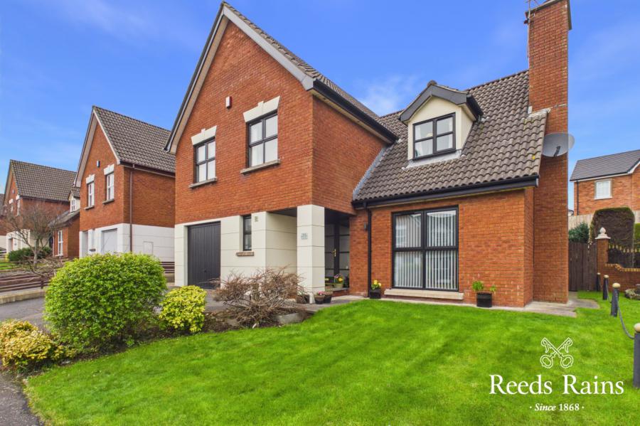 11 Portsmouth Gardens, Carrickfergus, County Antrim, BT38 7UN