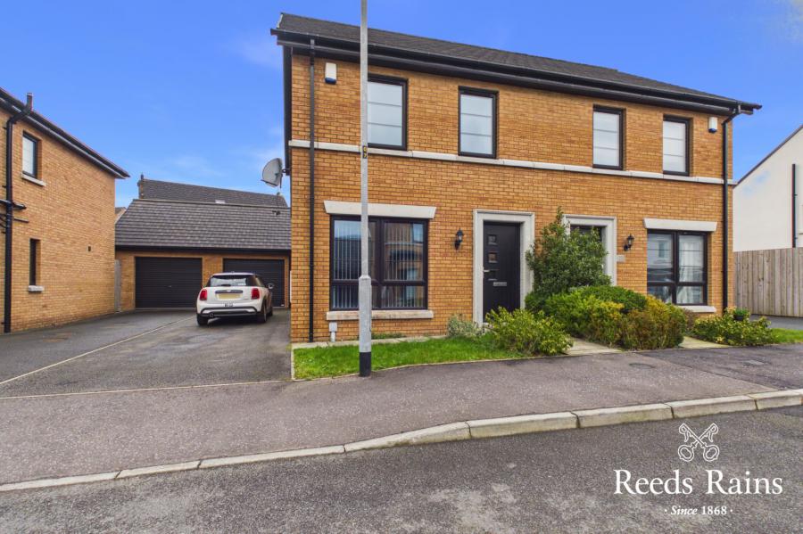 24 Ballantine Lane, Lisburn, County Antrim, BT27 5FG