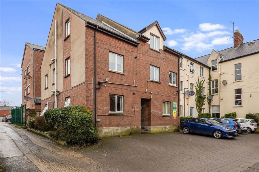 Apt 4, 89 Eglantine Avenue, Off Malone Road, Belfast, BT9 6EW