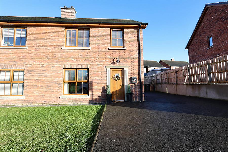 54 Cloverdale, Blackskull Dromore, Donaghcloney, BT25 1GX