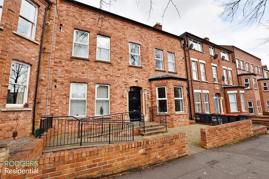 Apt 2, 104 Eglantine Avenue, Belfast, BT9 6EU