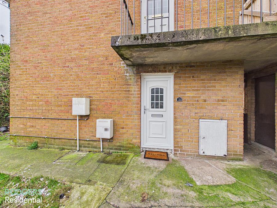 8A Davarr Avenue, Dundonald, Co Antirm, BT16 2NS