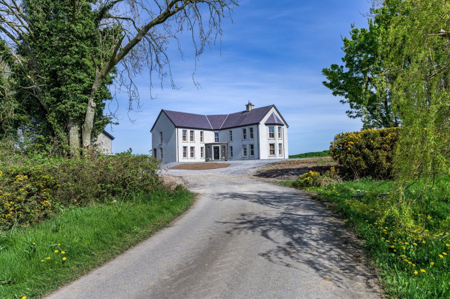 Farm With Circa 47 Acres Moyanna, 152 Banbridge Road, Donaghcloney, BT66 7PJ