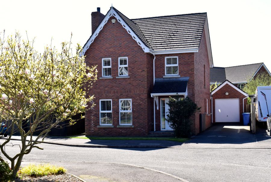 31 Wellington Park Avenue, Maghaberry, BT67 0UG