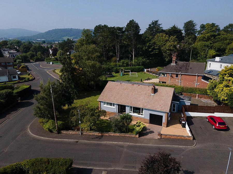 2 Lenamore Gardens, Jordanstown, BT37 0PE