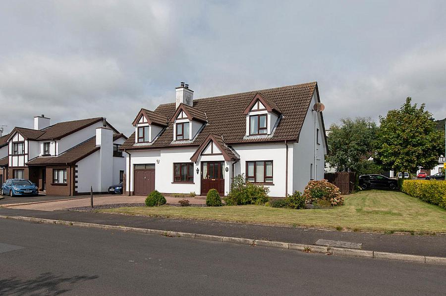 10 Farm Lodge Road, Greenisland, Carrickfergus, BT38 8XH