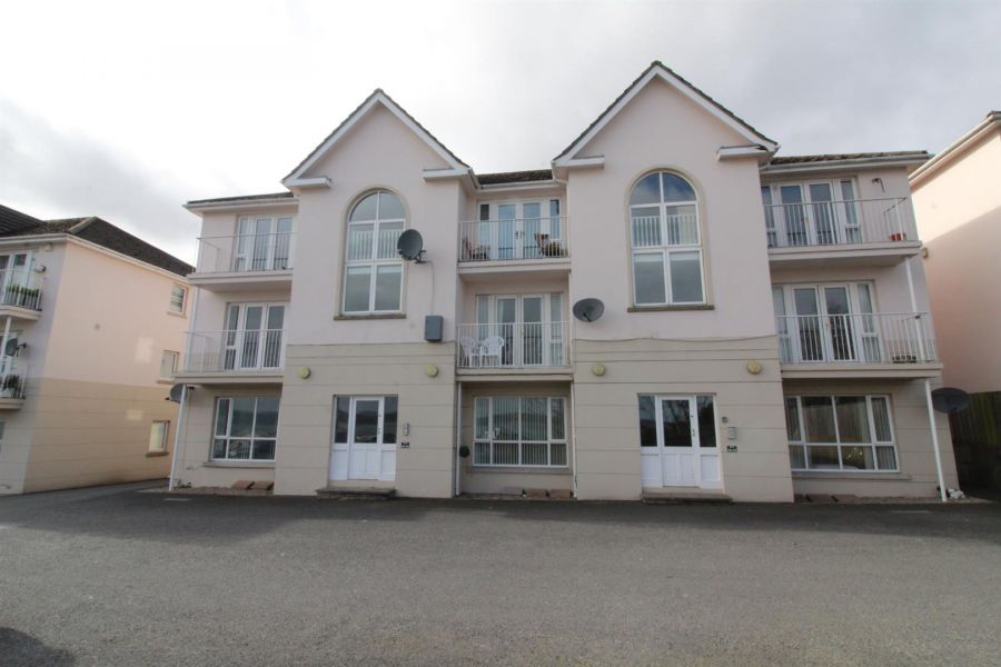 39 Bates Park, Greenisland, Carrickfergus, BT38 8LG