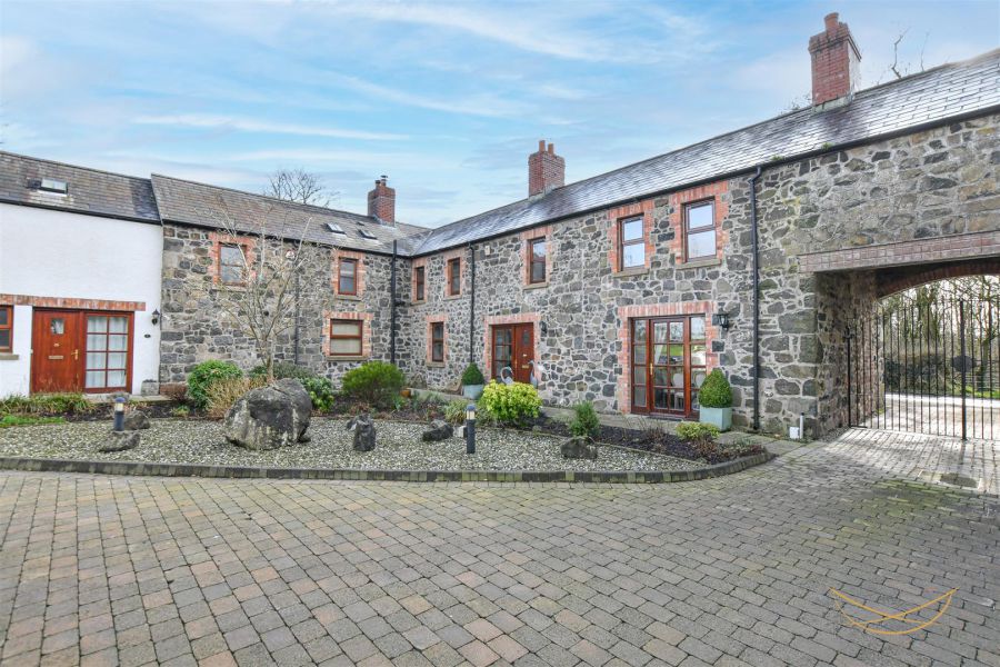 2 Dixons Corner, Doagh, Ballyclare, BT39 0UF