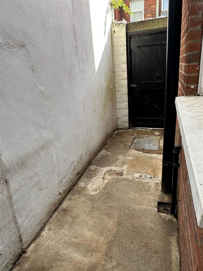 86 Hatton Drive, Belfast, BT6 9BD