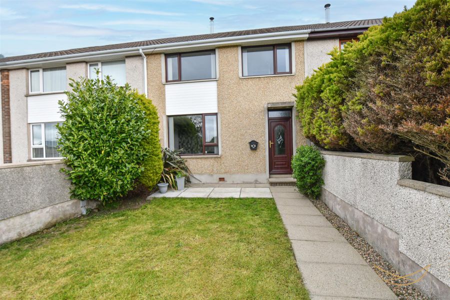 38 Seacourt Road, Larne, BT40 1TE