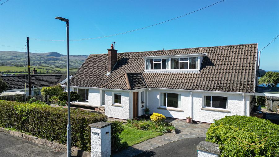 Aghnadore, 23 Whin Road, Ballygally, Larne, BT40 2QJ
